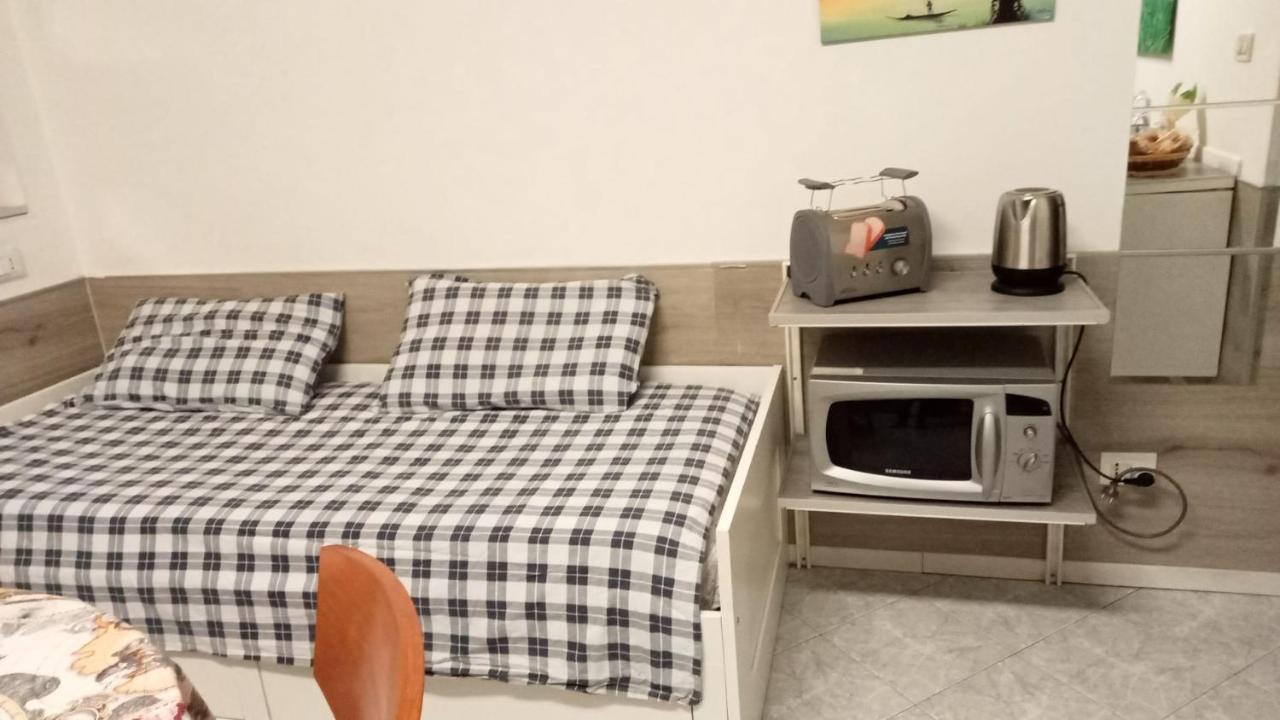 Dove Dormire Bologna Bagian luar foto