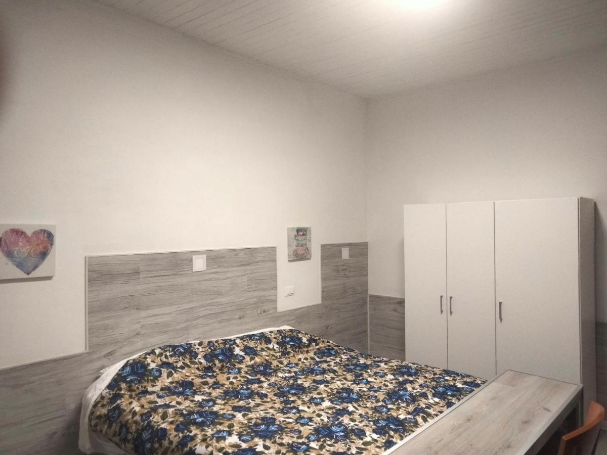 Dove Dormire Bologna Bagian luar foto